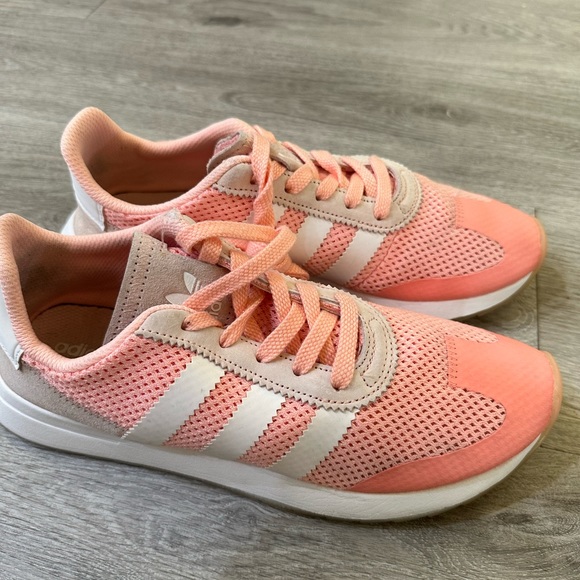 Adidas Originals Flashrunner Womens Trainers Lace Up Shoes Peach - Picture 2 of 7